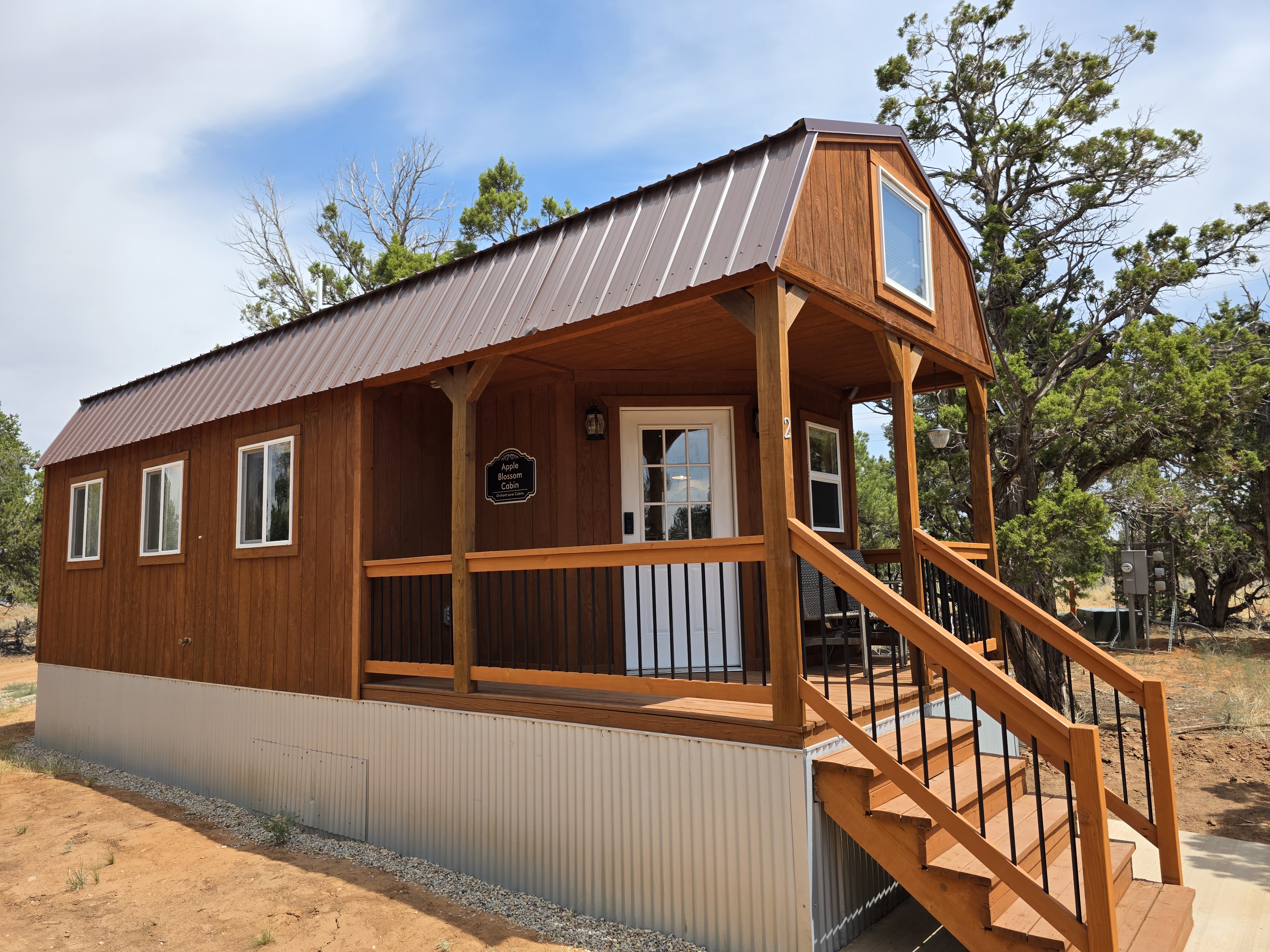 Apple Blossom Cabin Exterior Entry